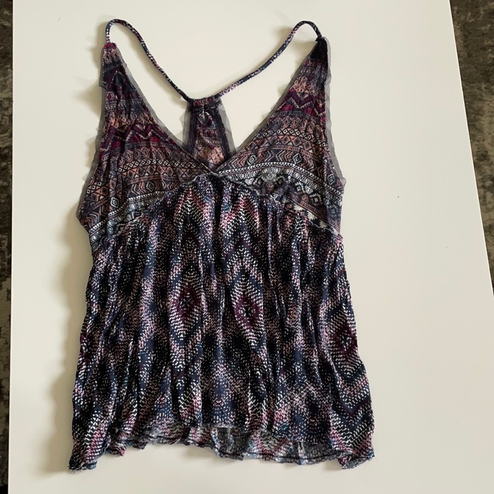 Flowy Tank